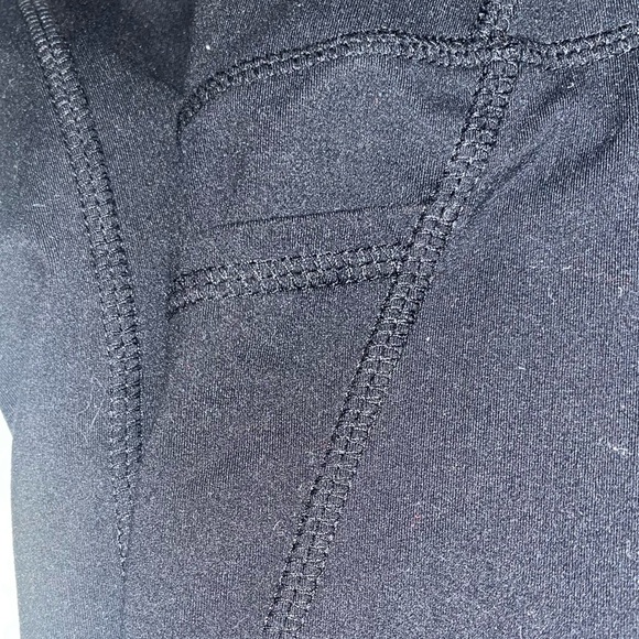 Danskin High Rise 7/8 leggings w/ bonded deep side pockets - Picture 5 of 15